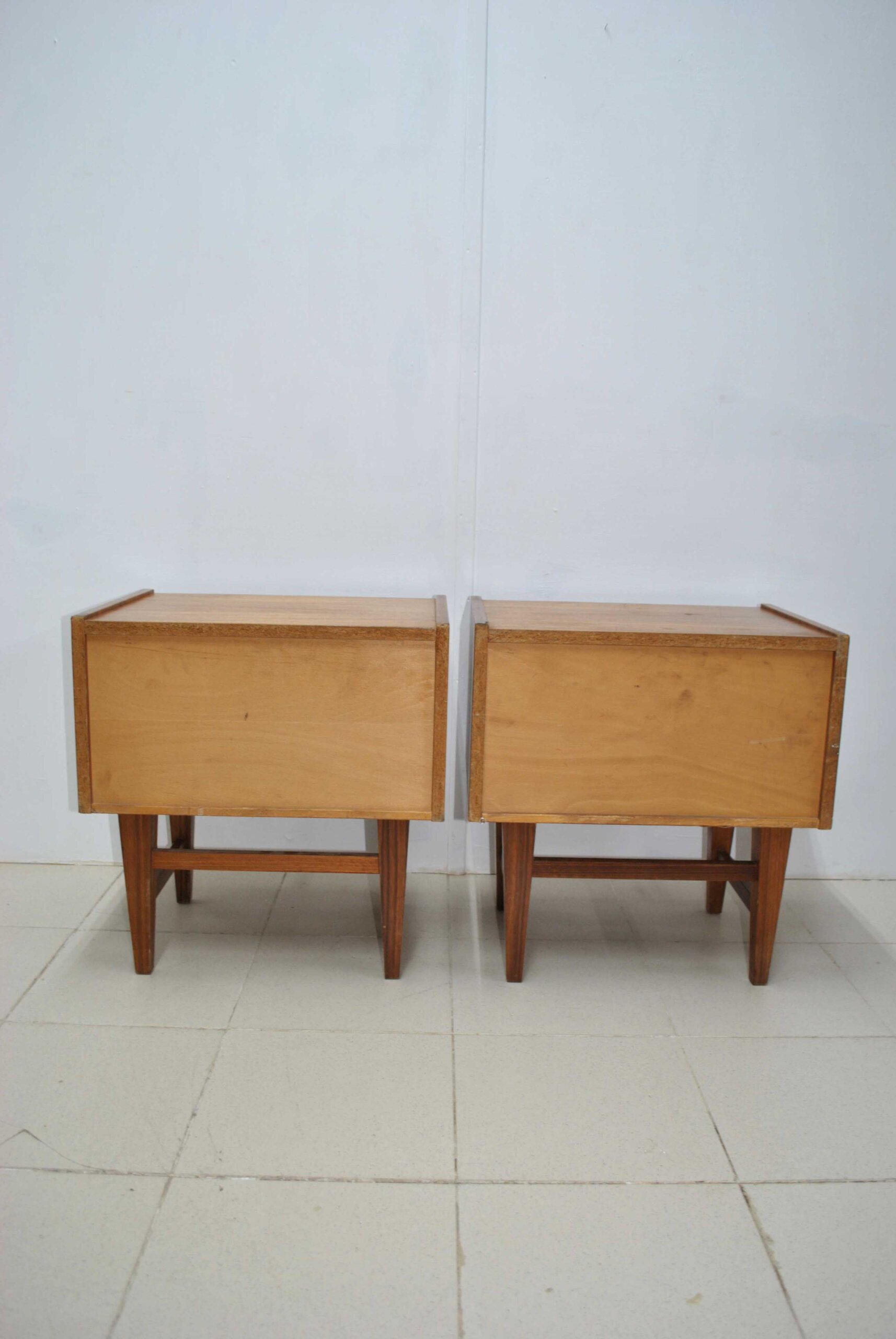 Mesitas vintage Mid Century - Imagen 8