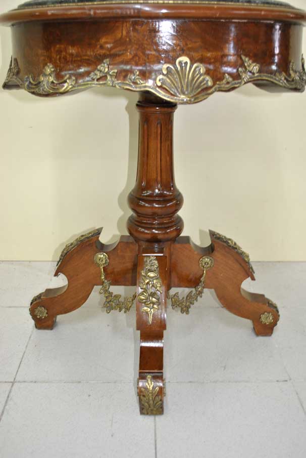 Mesa velador bronces y mármol - Imagen 6