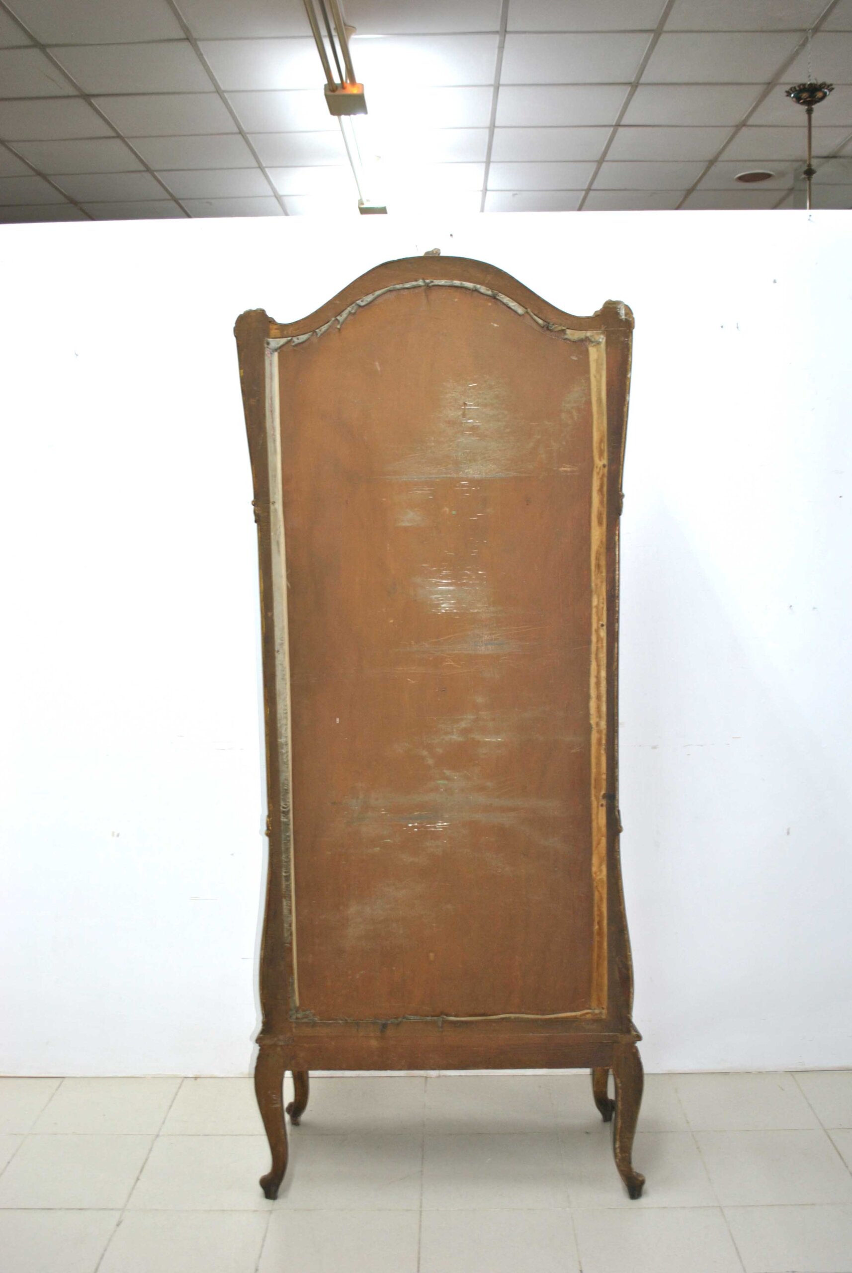 Vitrina Isabelina tallada oro - Imagen 11