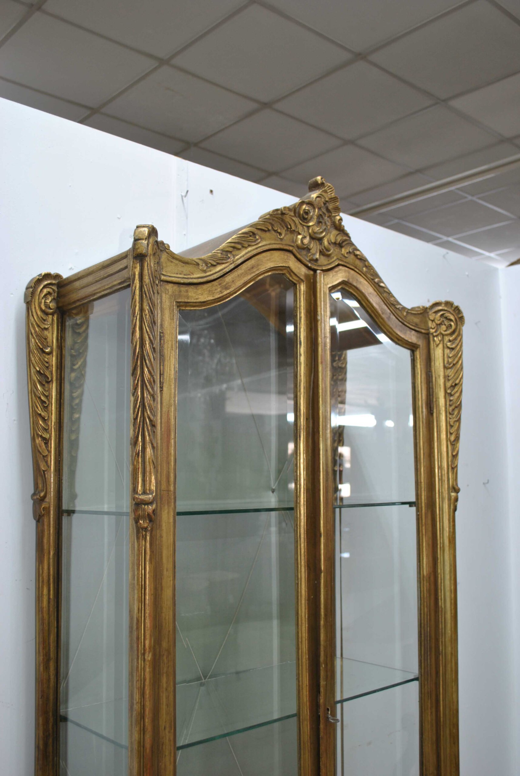 Vitrina Isabelina tallada oro - Imagen 4