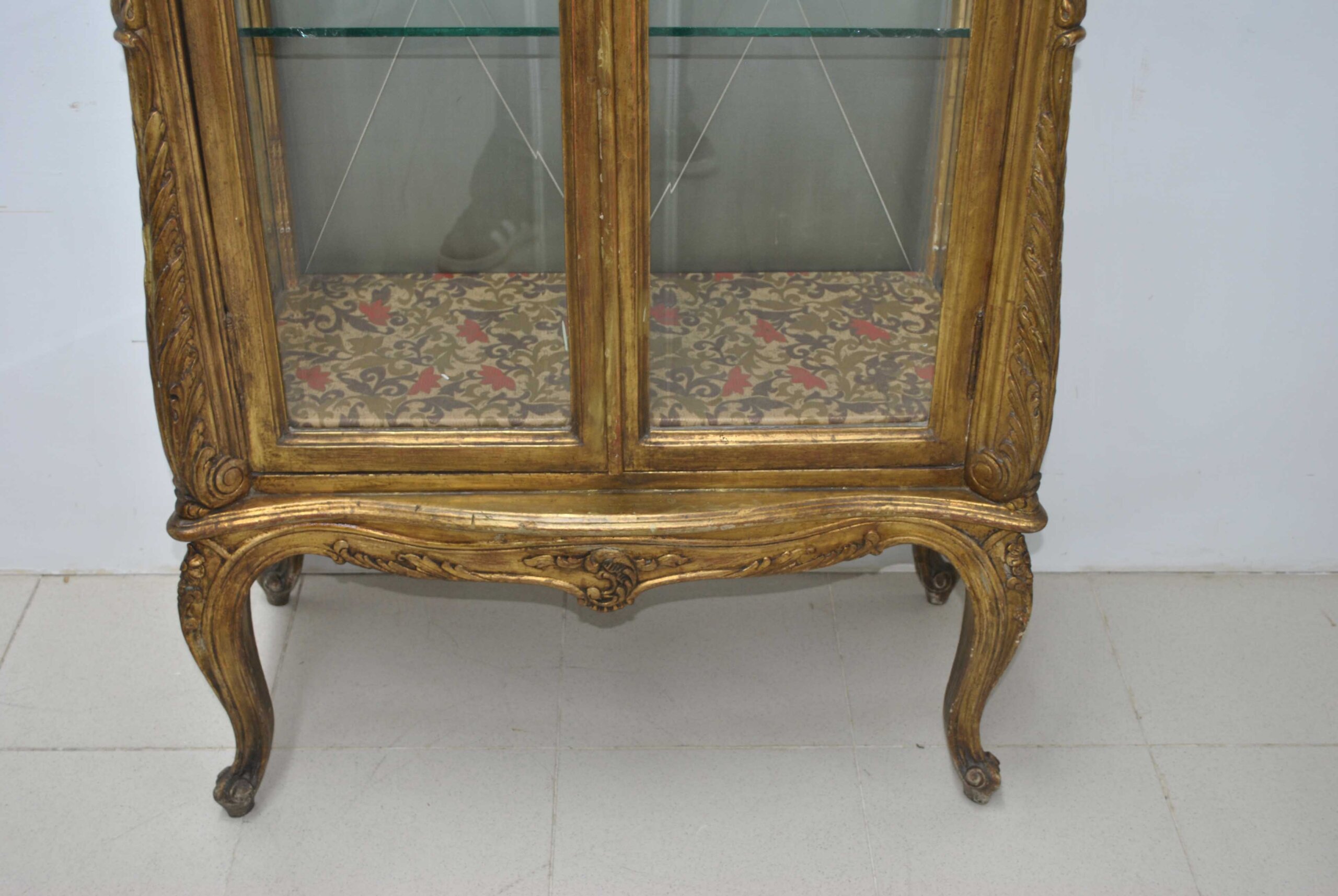 Vitrina Isabelina tallada oro - Imagen 6