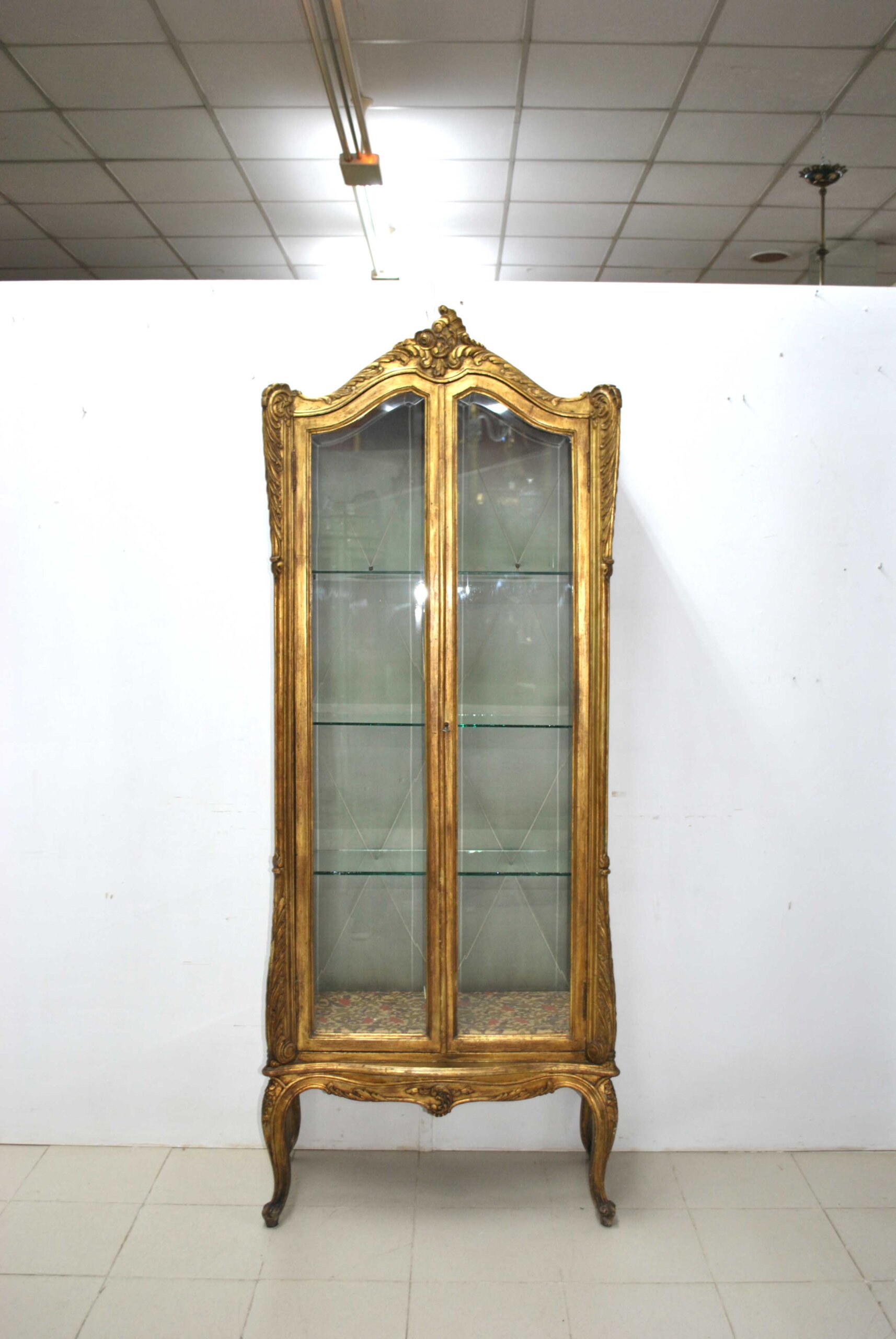 Vitrina Isabelina tallada oro - Imagen 2