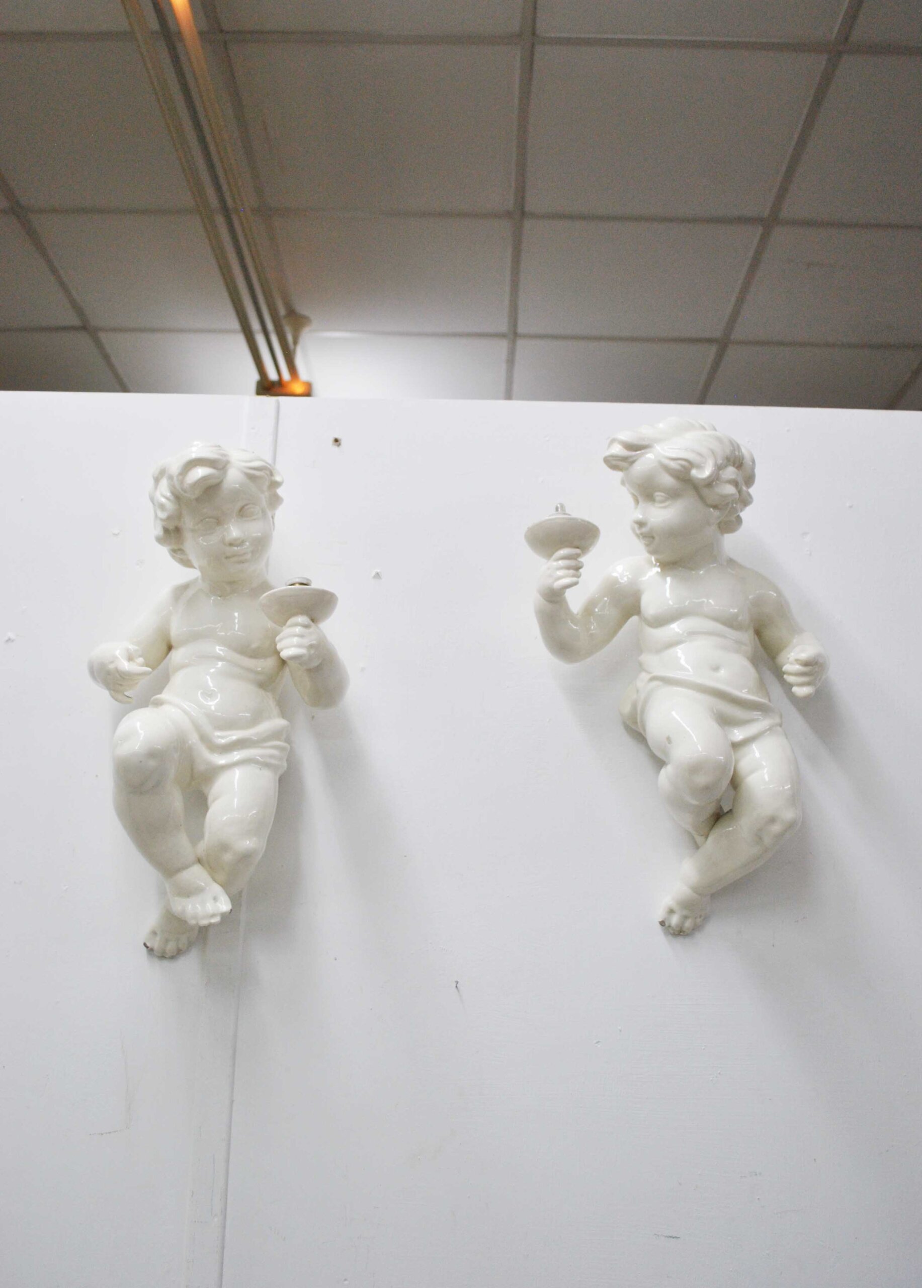 Apliques porcelana angelitos portavelas - Imagen 2