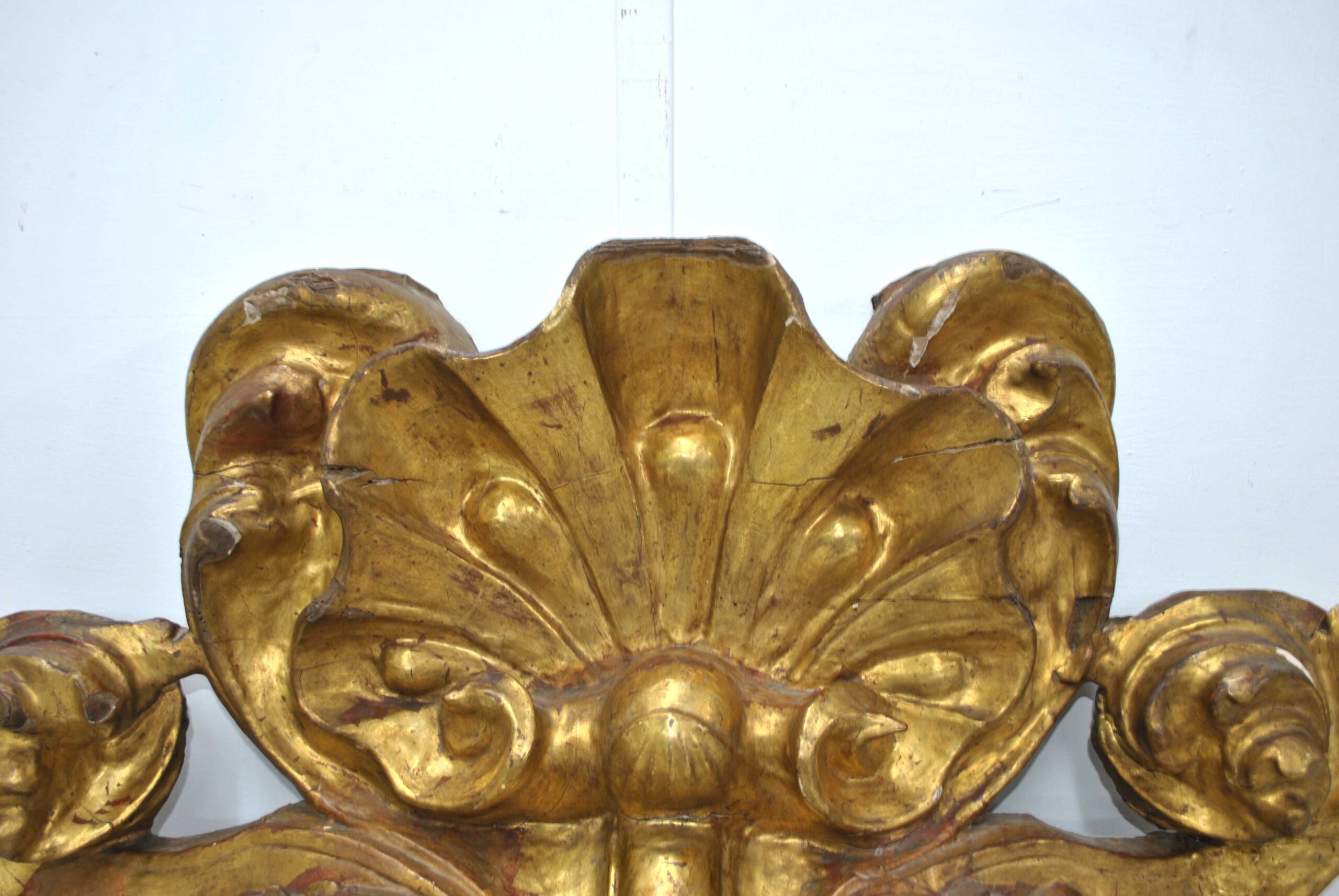 Fragmento tallado angelito querubín - Imagen 3