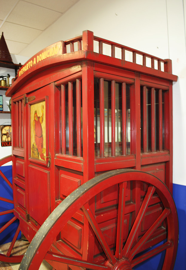 Carro antiguo de reparto Cruzcampo - Imagen 8