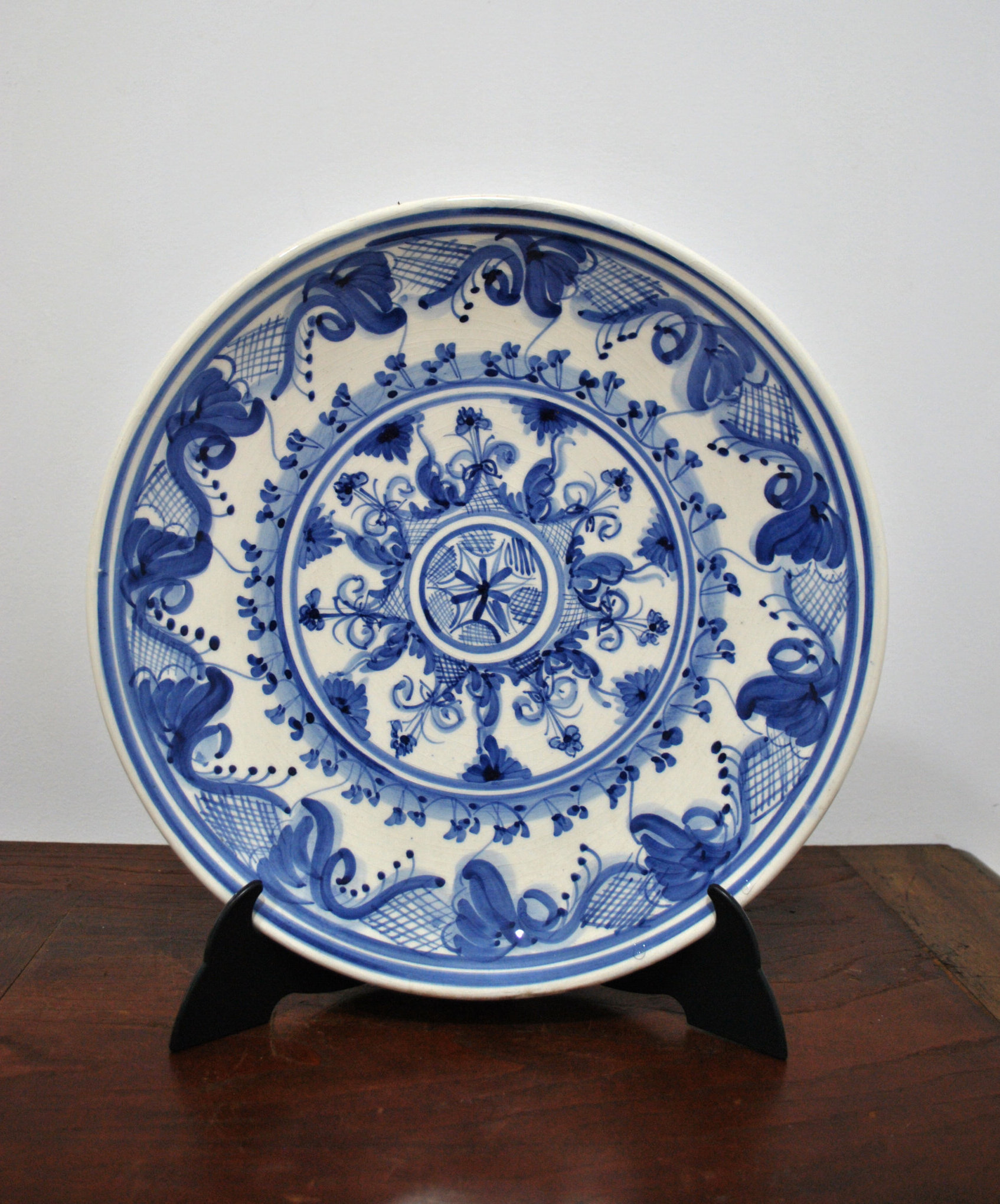 Plato cerámica azul flores