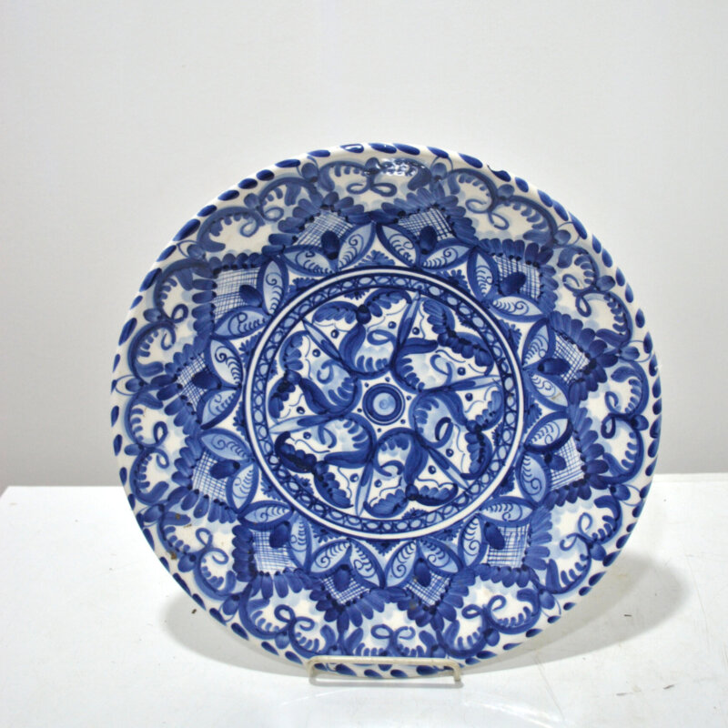 Plato antiguo cerámica azul cobalto