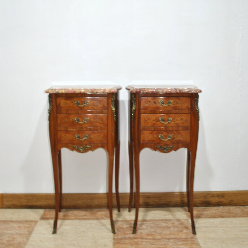 Mesitas Luis XV marquetería y mármol