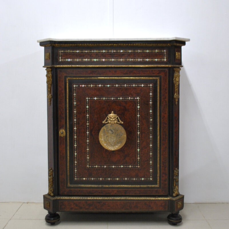 Mueble entredós antiguo estilo Imperio