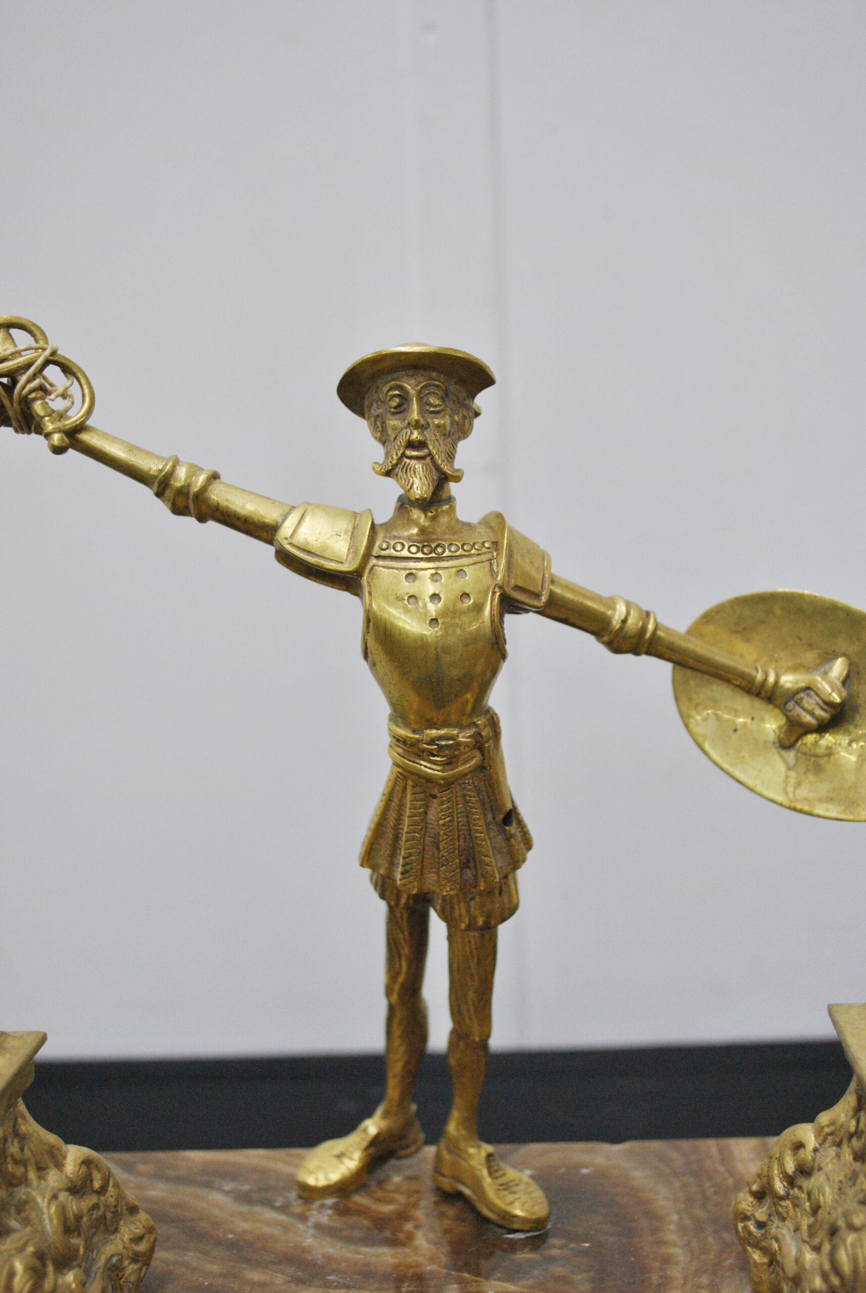 Escribanía de mármol ónix con figura de Don Quijote - Imagen 5