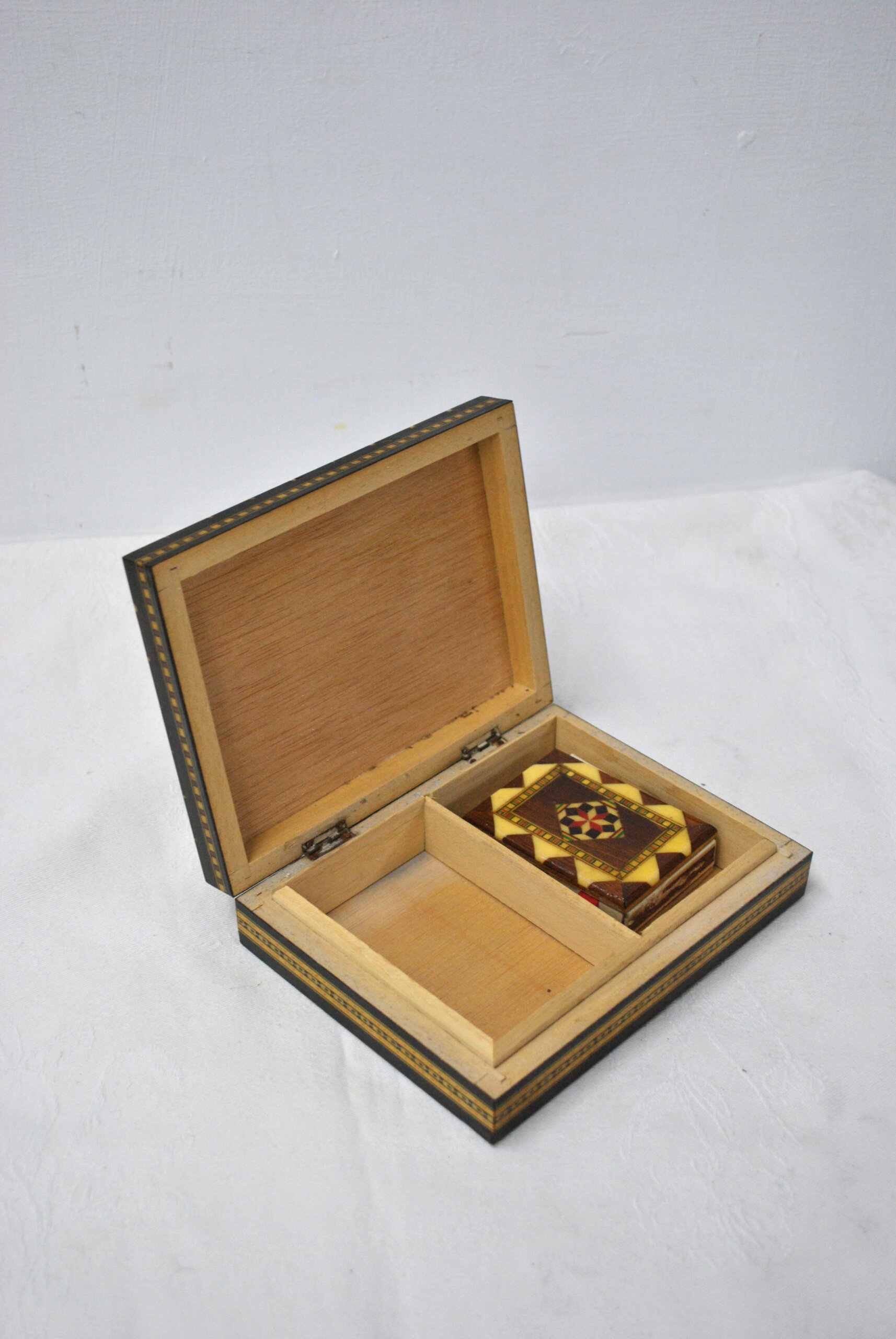 Caja marquetería con caja cerillas - Imagen 4