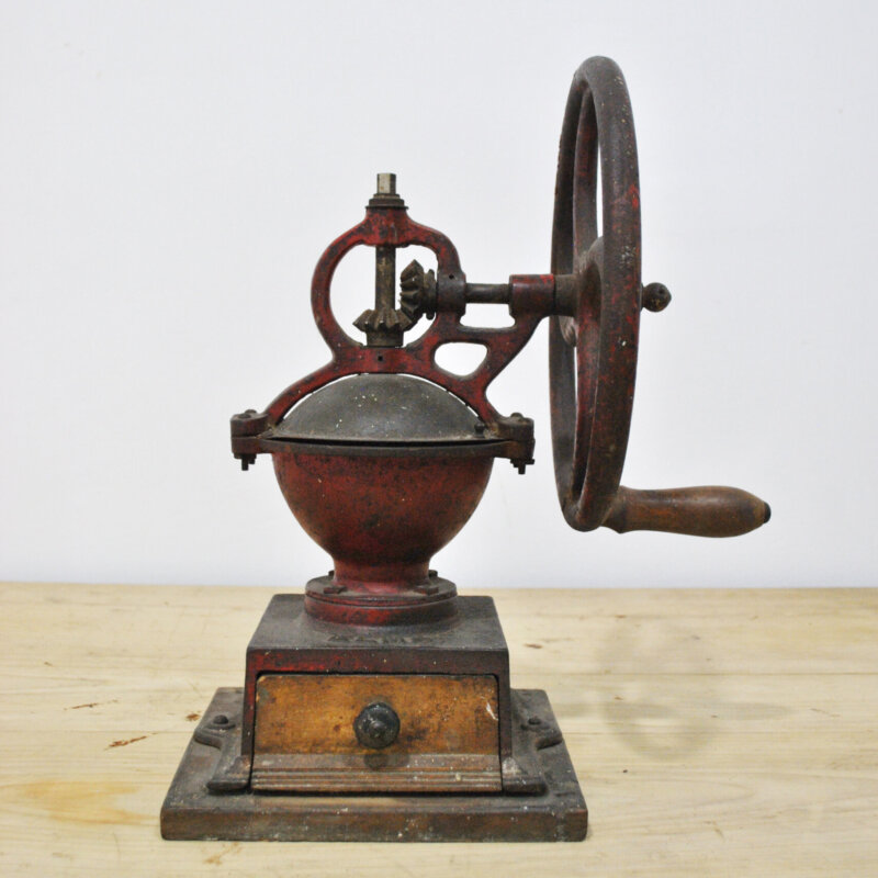 Molinillo de café antiguo Elma de hierro fundido