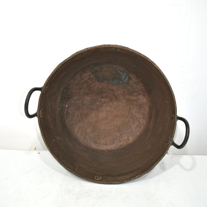 Caldero cobre con asas de hierro