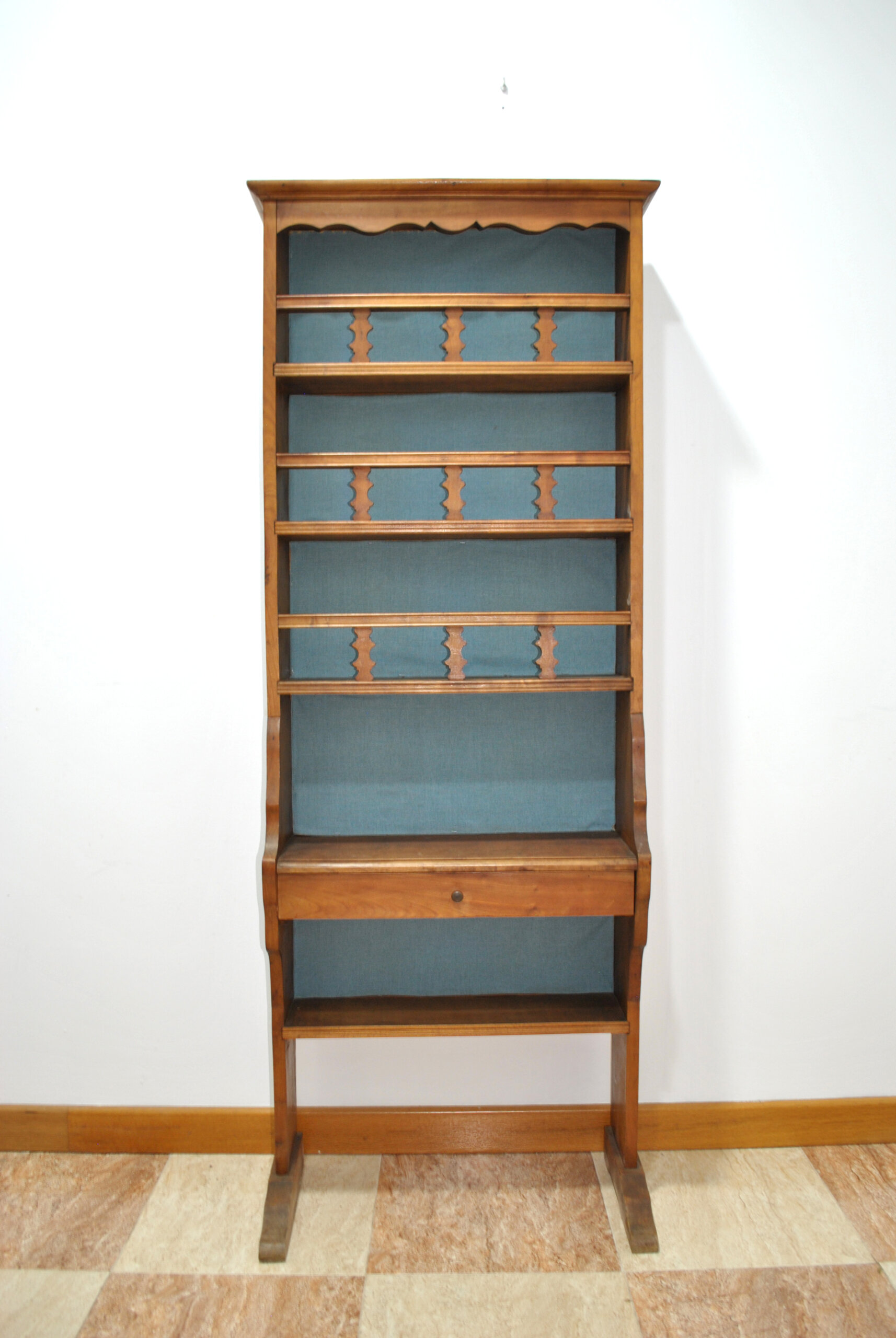Mueble platero rústico de madera con cajón - Imagen 2
