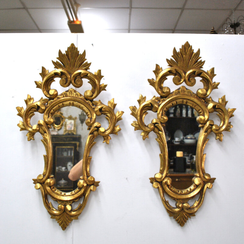 Pareja espejos cornucopias madera y oro