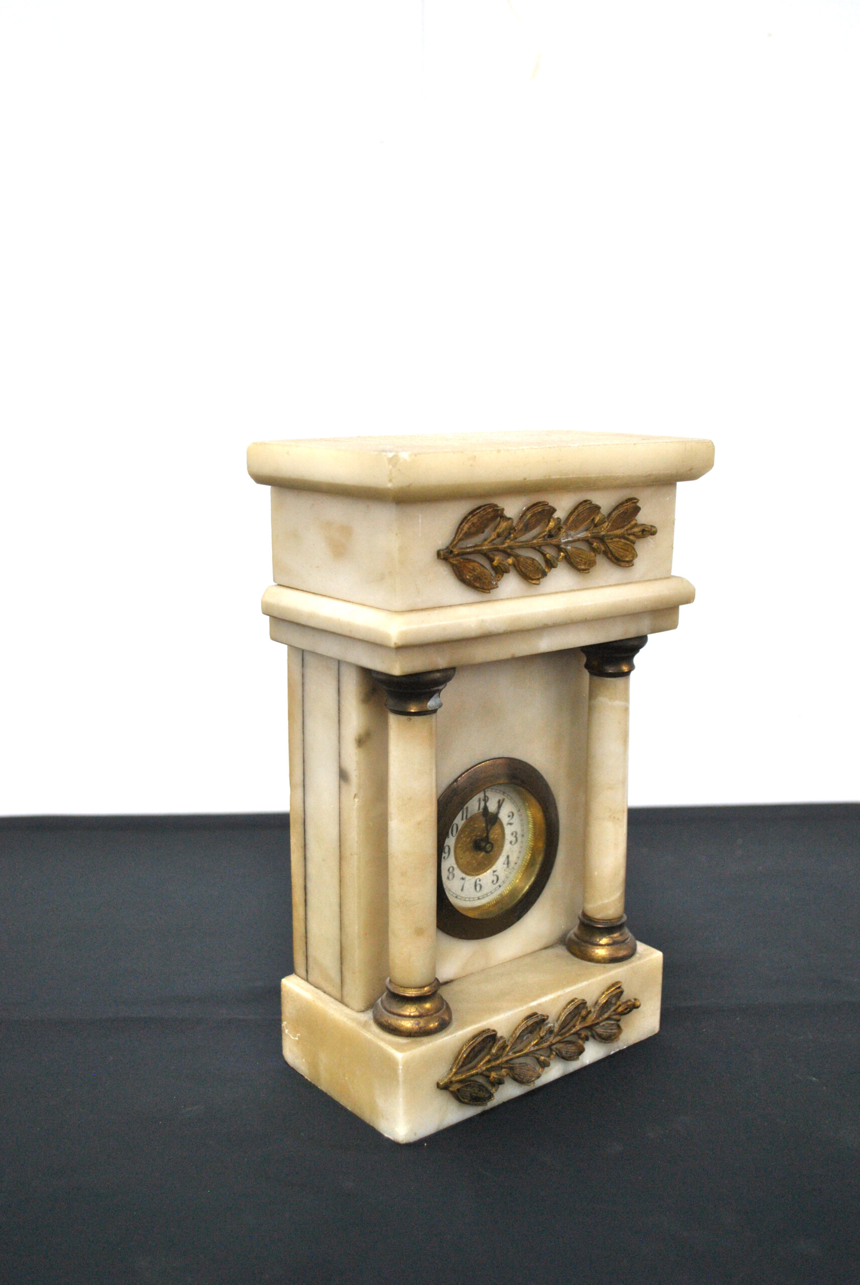 Reloj sobremesa alabastro estilo Imperio - Imagen 2