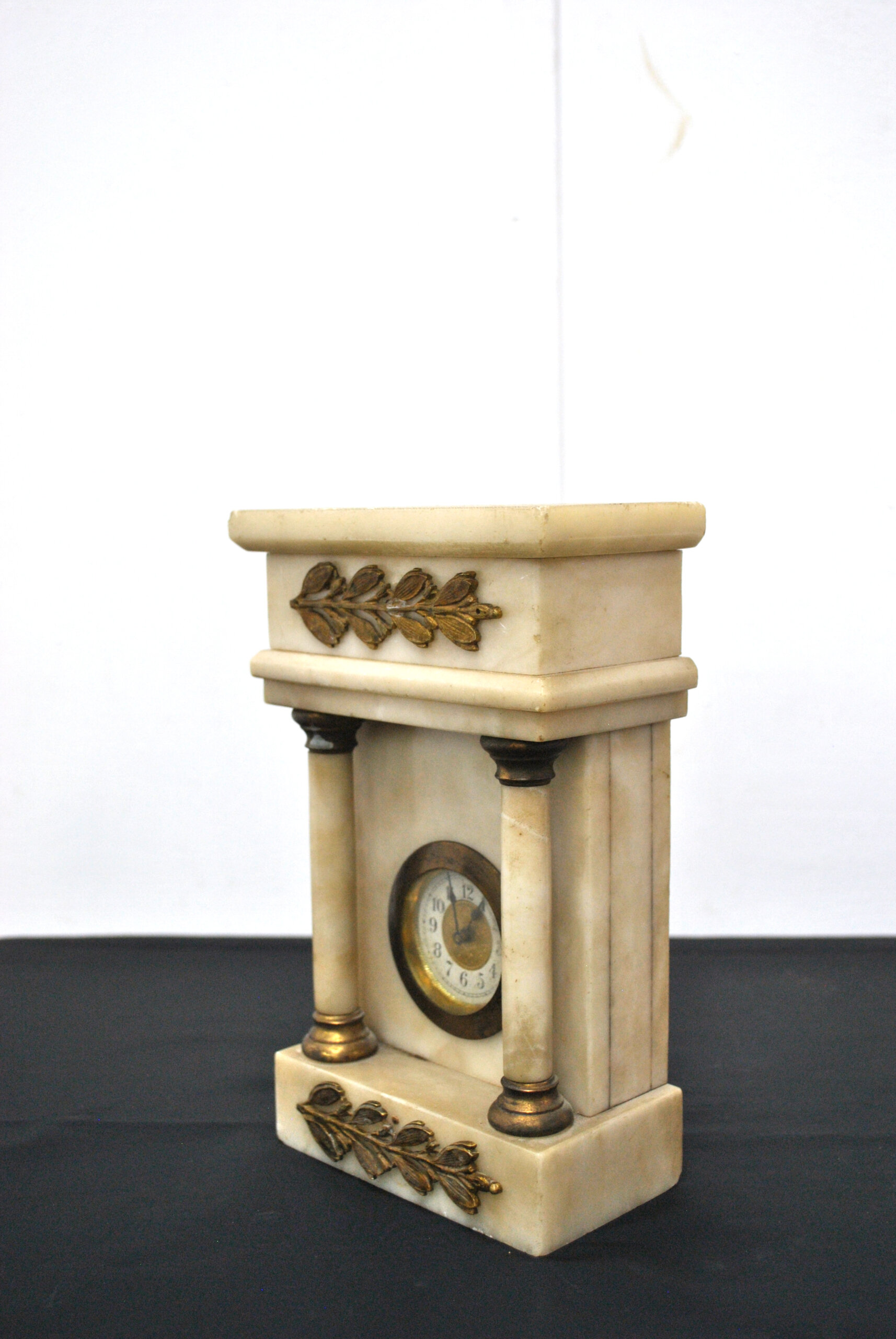 Reloj sobremesa alabastro estilo Imperio - Imagen 3
