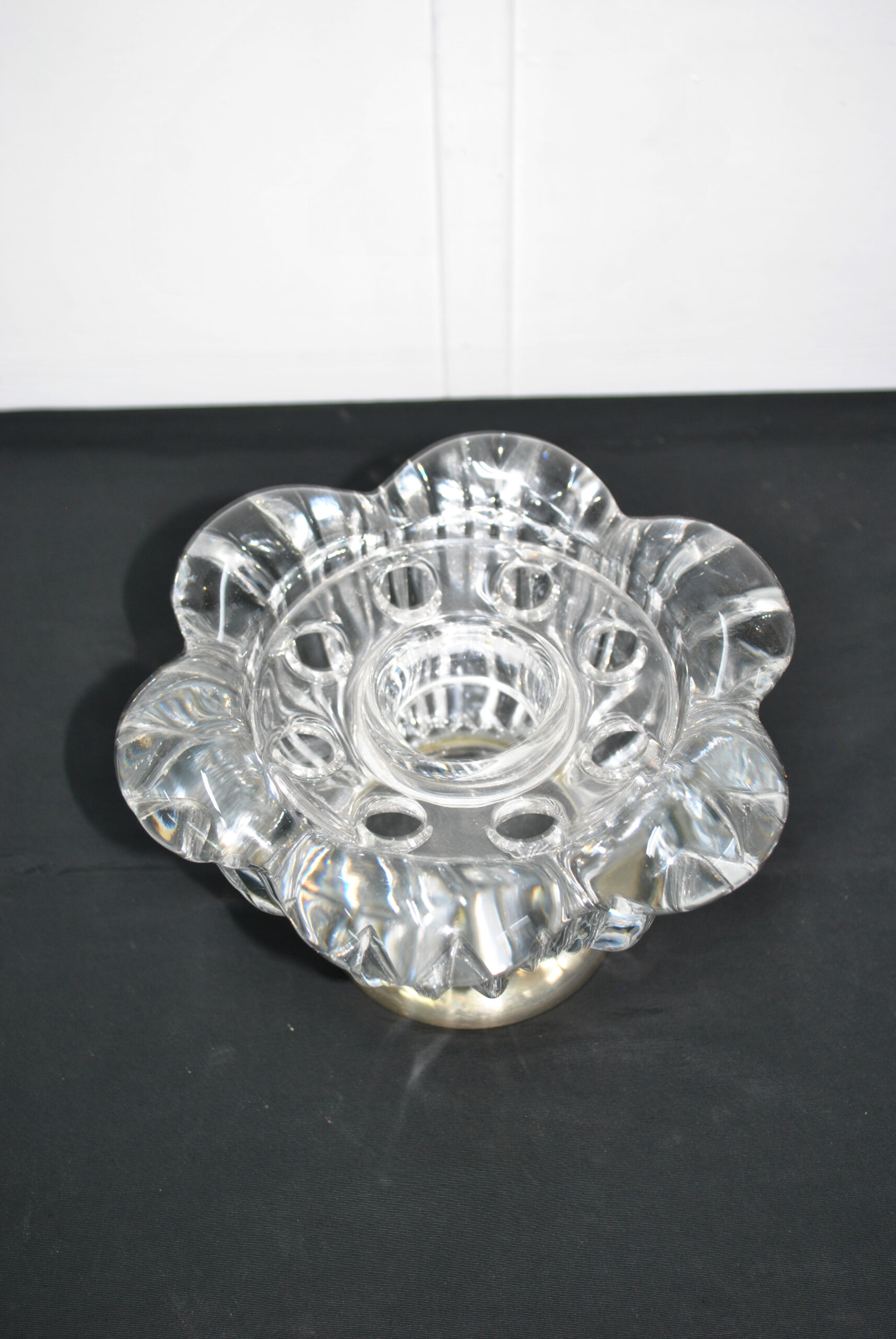 Centro florero antiguo de cristal tallado - Imagen 2