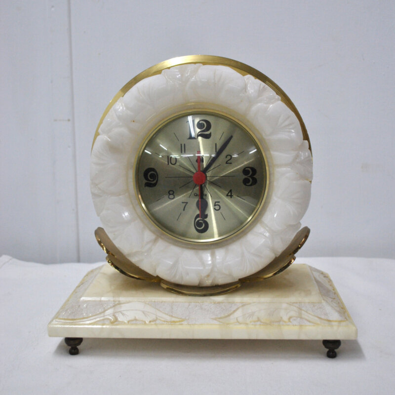 Reloj de mesa alabastro