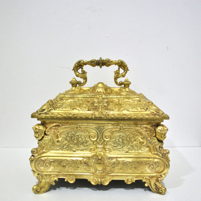 Cofre joyero bronce dorado