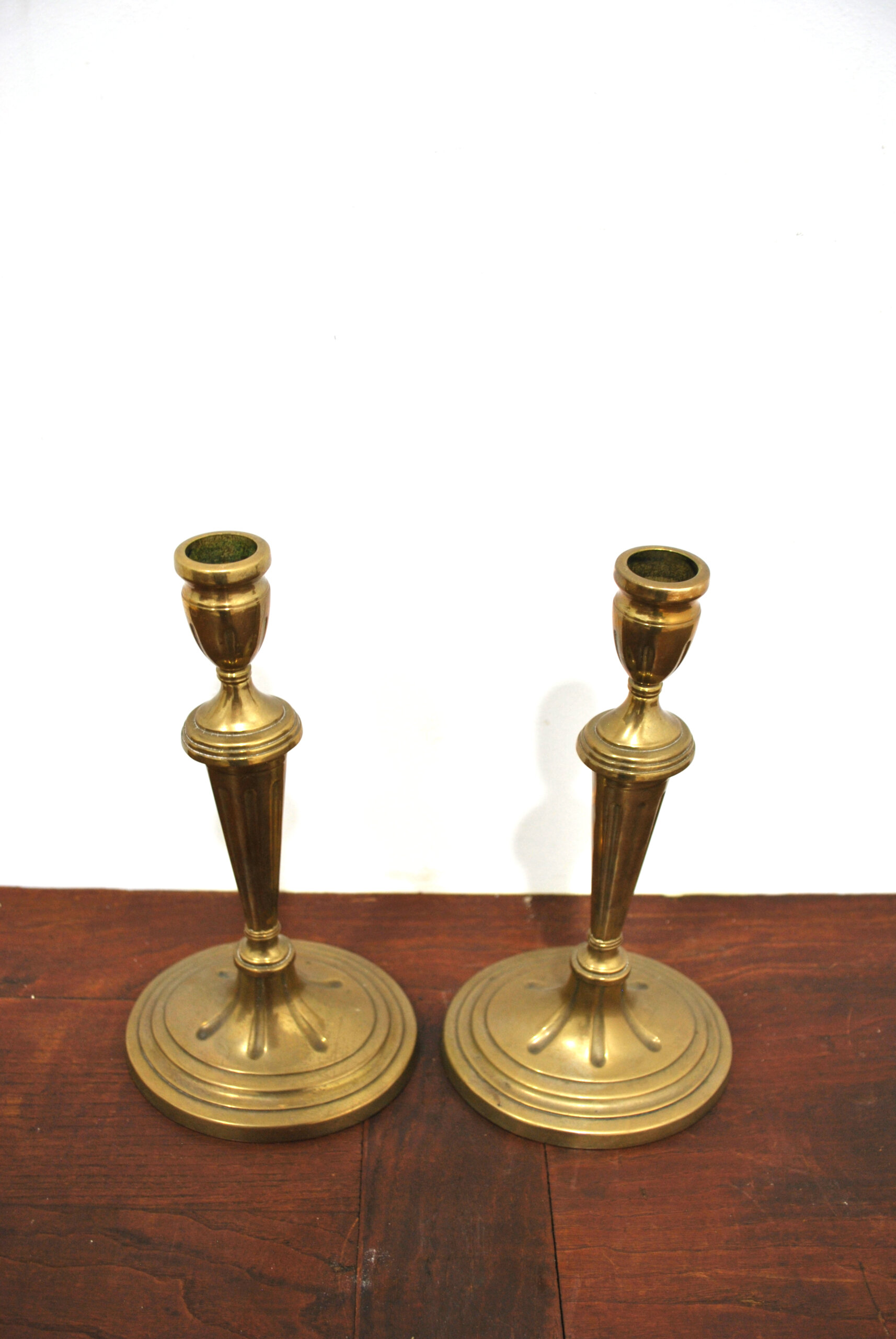 Pareja candelabros bronce 1 vela - Imagen 2
