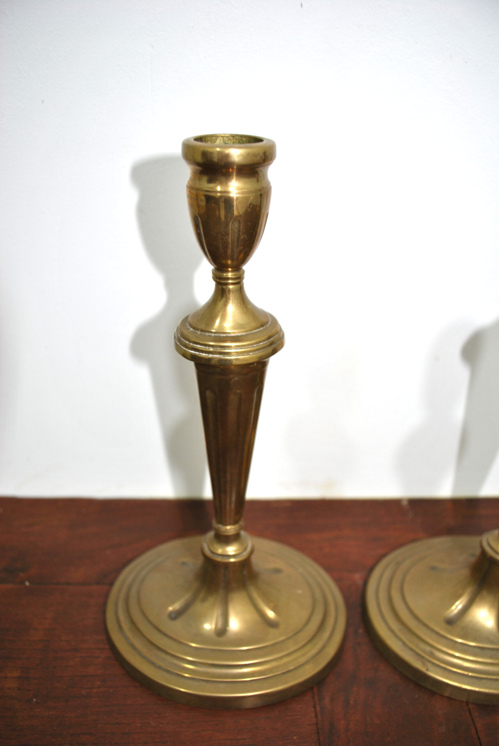 Pareja candelabros bronce 1 vela - Imagen 3