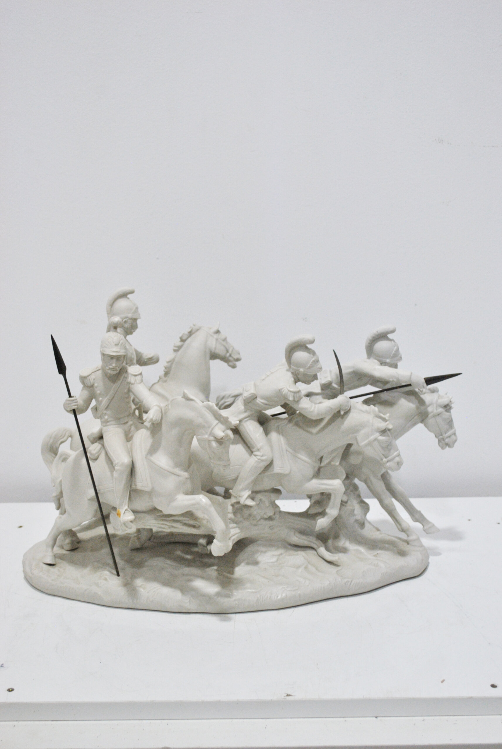 Escultura romanos lanceros con caballos - Imagen 2