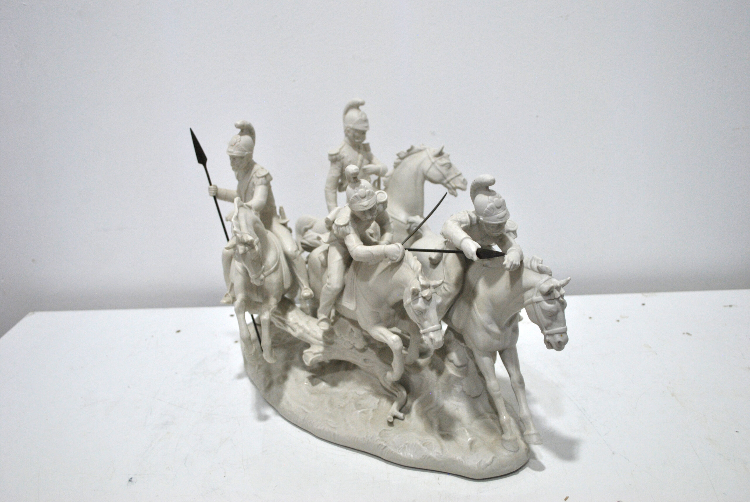 Escultura romanos lanceros con caballos - Imagen 5