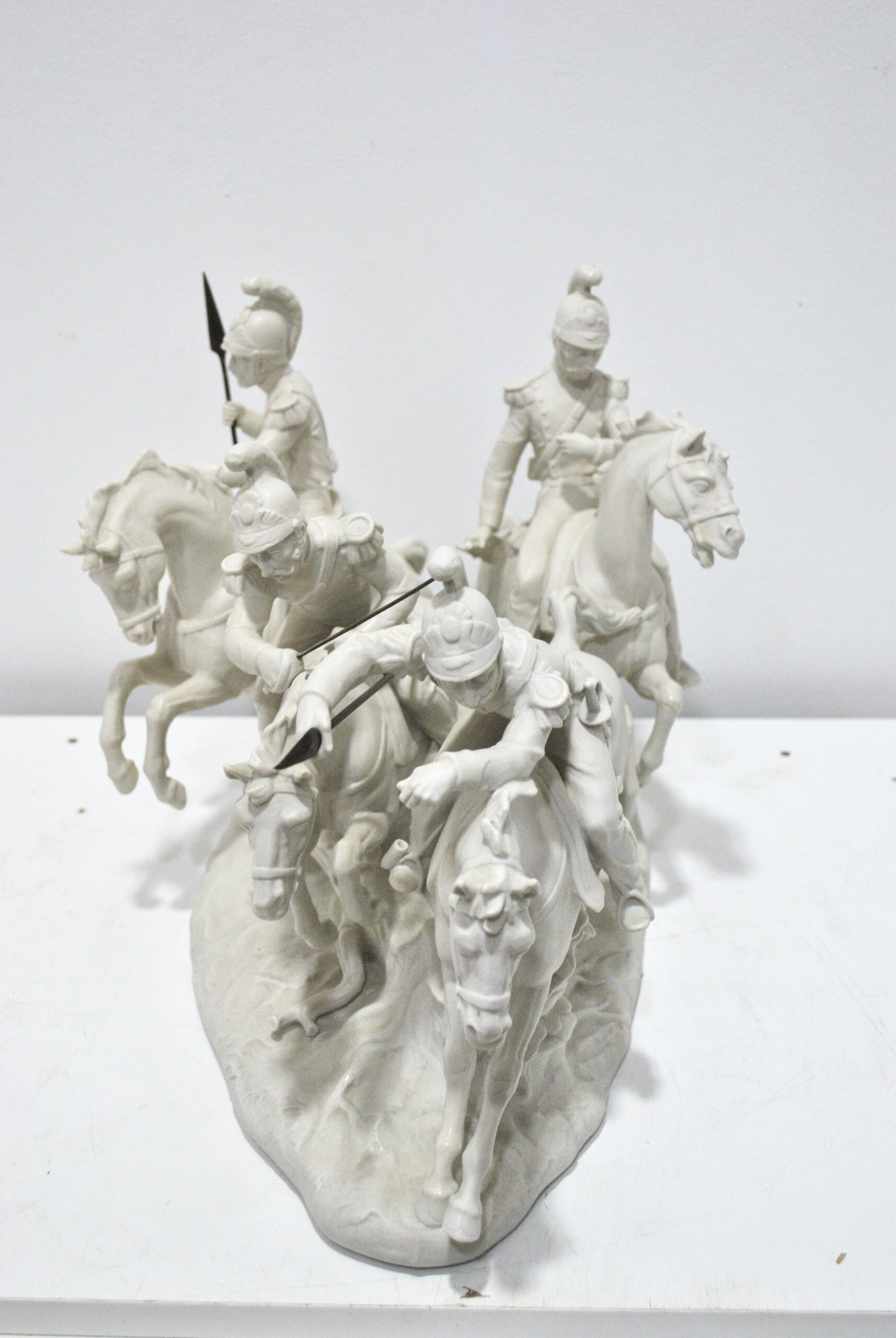 Escultura romanos lanceros con caballos - Imagen 7