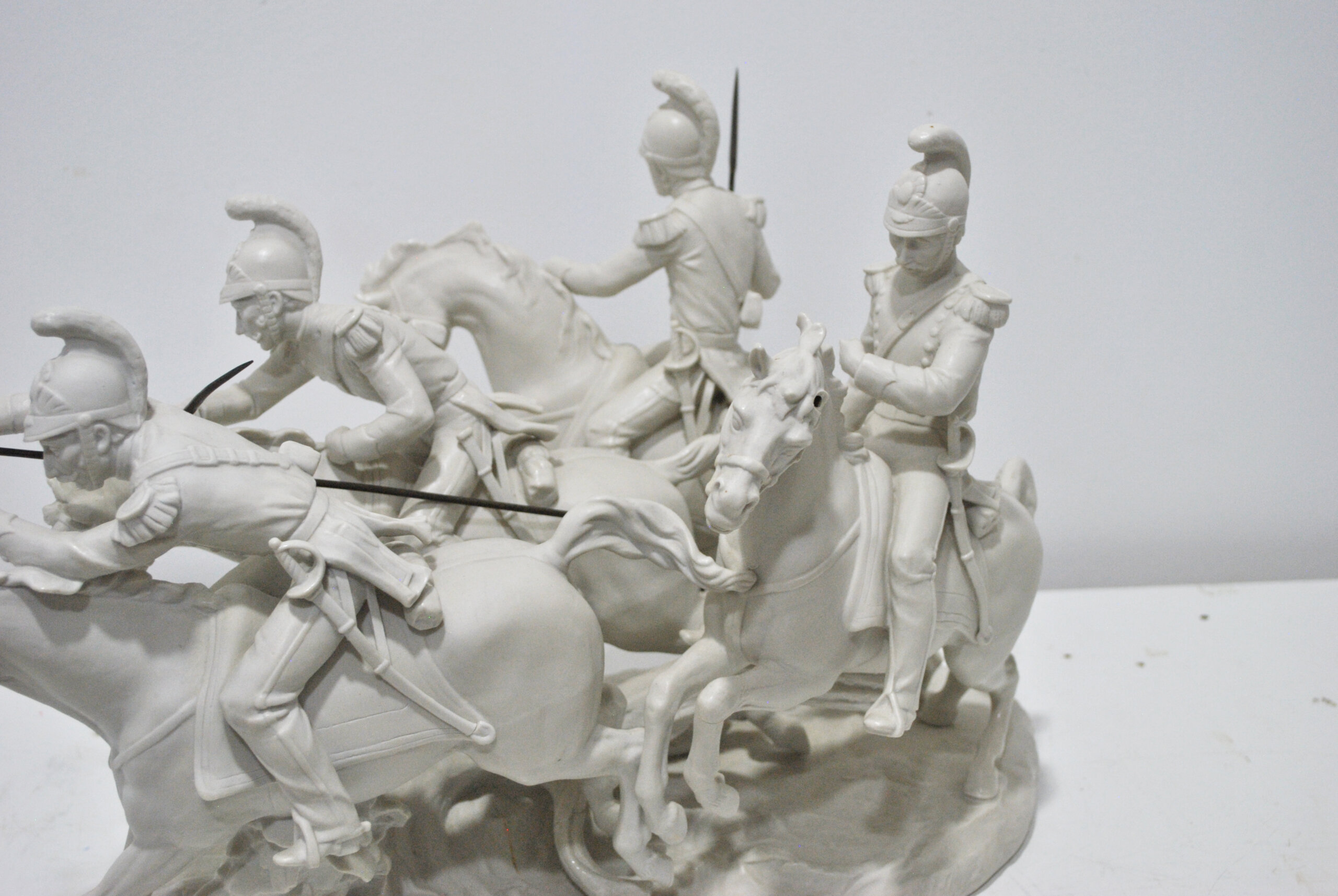 Escultura romanos lanceros con caballos - Imagen 9
