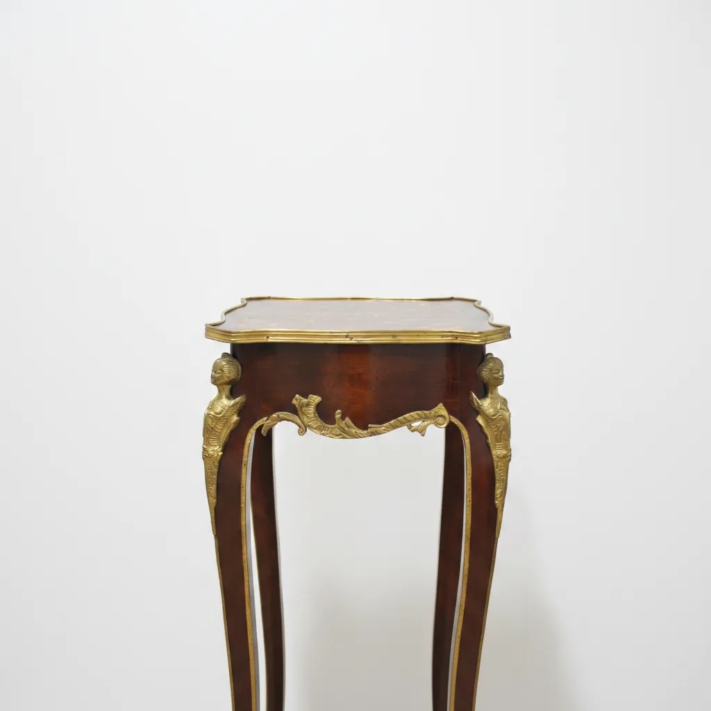 Pedestal madera y aplicaciones bronce - Imagen 5