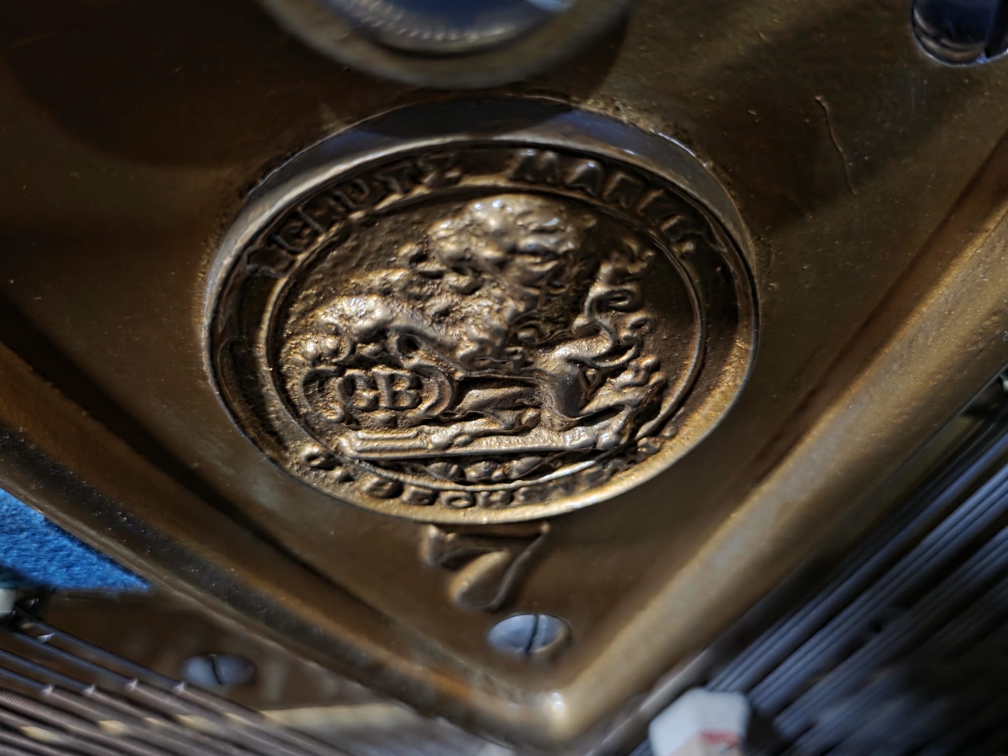 Piano Vertical C. Bechstein Berlín ébano con banqueta - Imagen 6