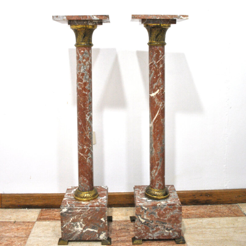 Columnas pedestales mármol veteado