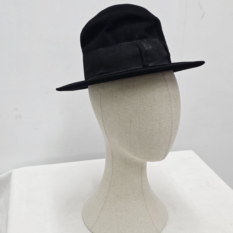 Sombrero antiguo de fieltro negro Sans Rival