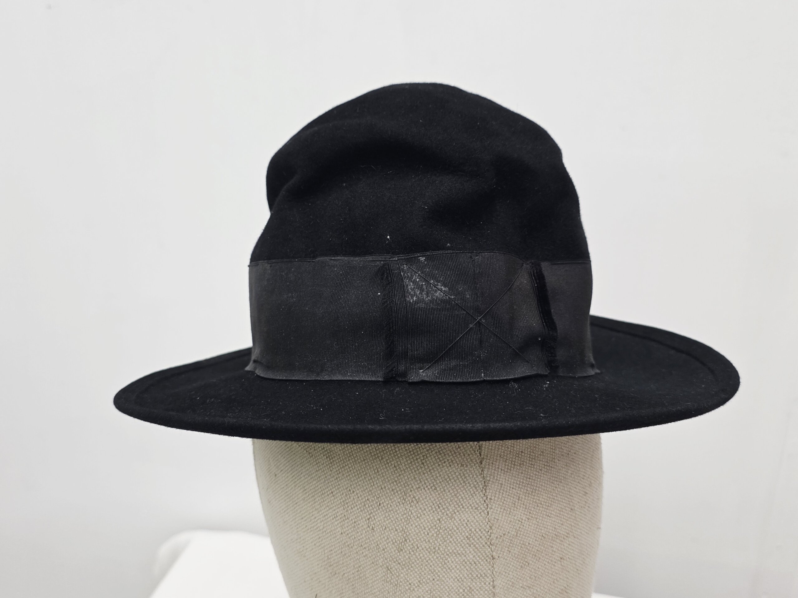 Sombrero antiguo de fieltro negro Sans Rival - Imagen 2