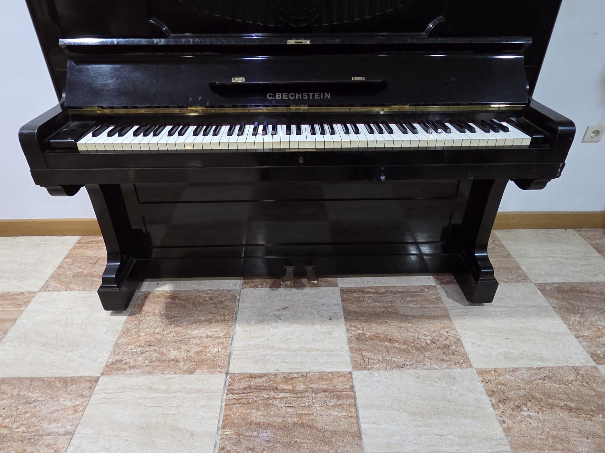 Piano Vertical C. Bechstein Berlín ébano con banqueta - Imagen 7