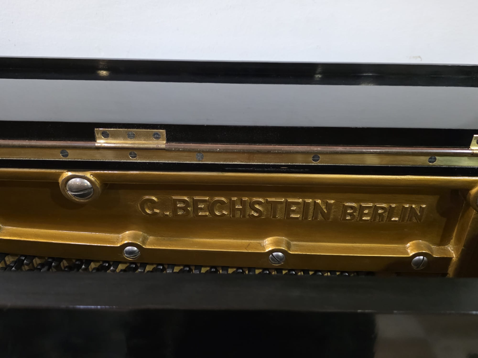 Piano Vertical C. Bechstein Berlín ébano con banqueta - Imagen 10