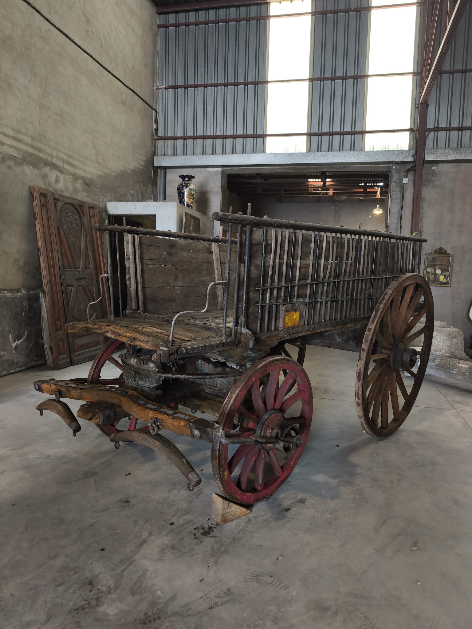 Carro antiguo galera de labranza - Imagen 4