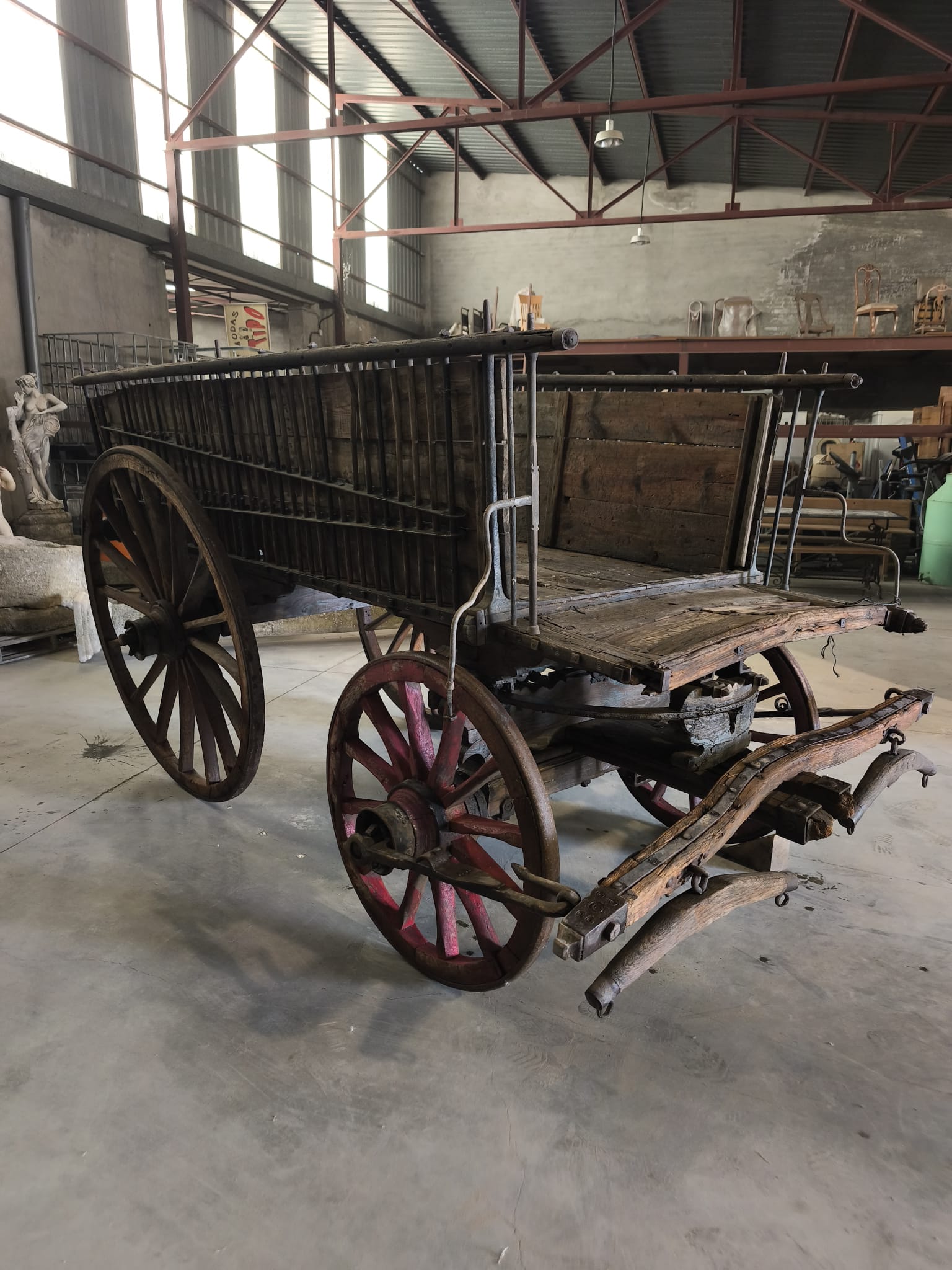 Carro antiguo galera de labranza - Imagen 9