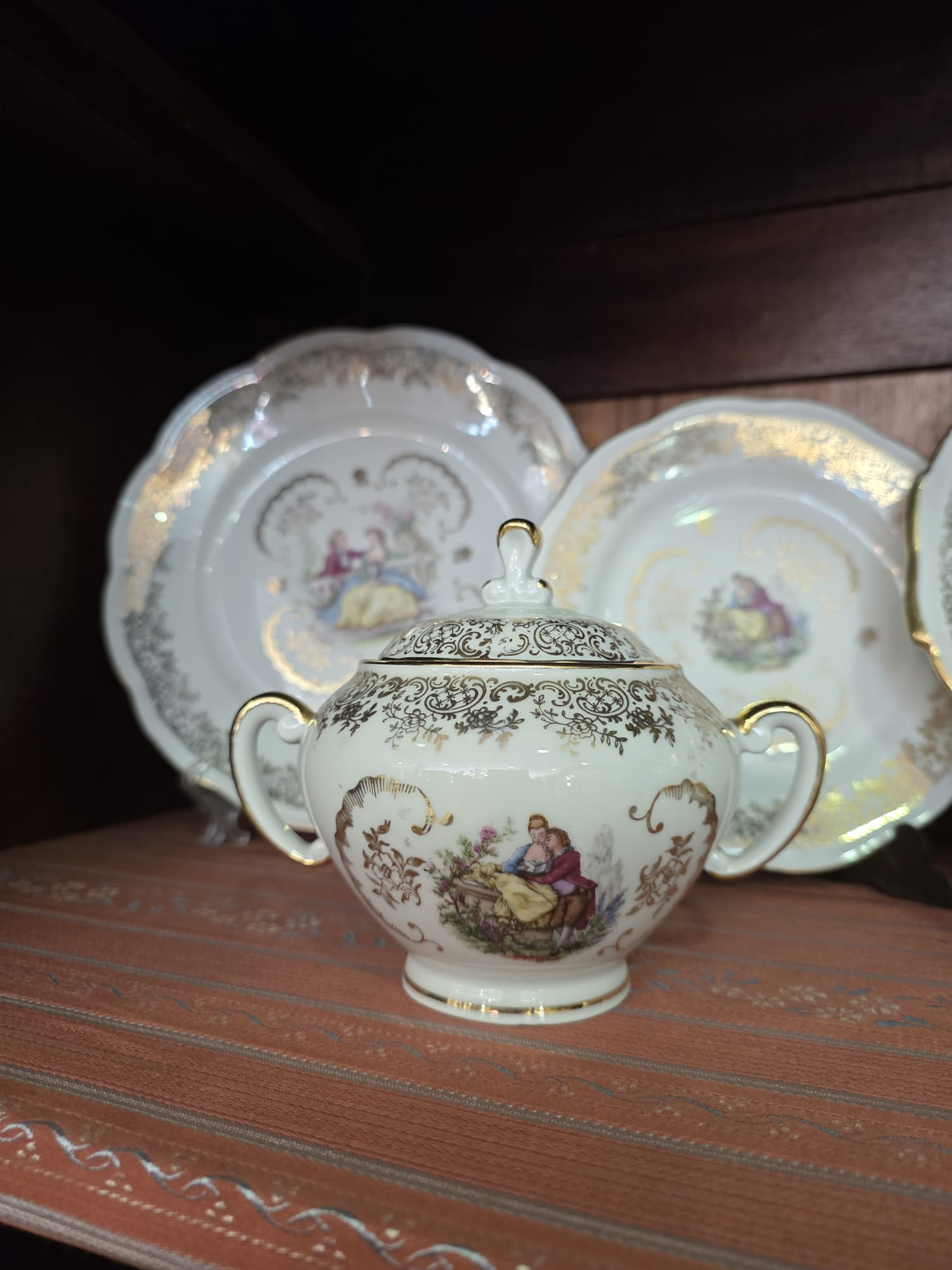 Vajilla romántica Limoges 69 piezas - Imagen 15