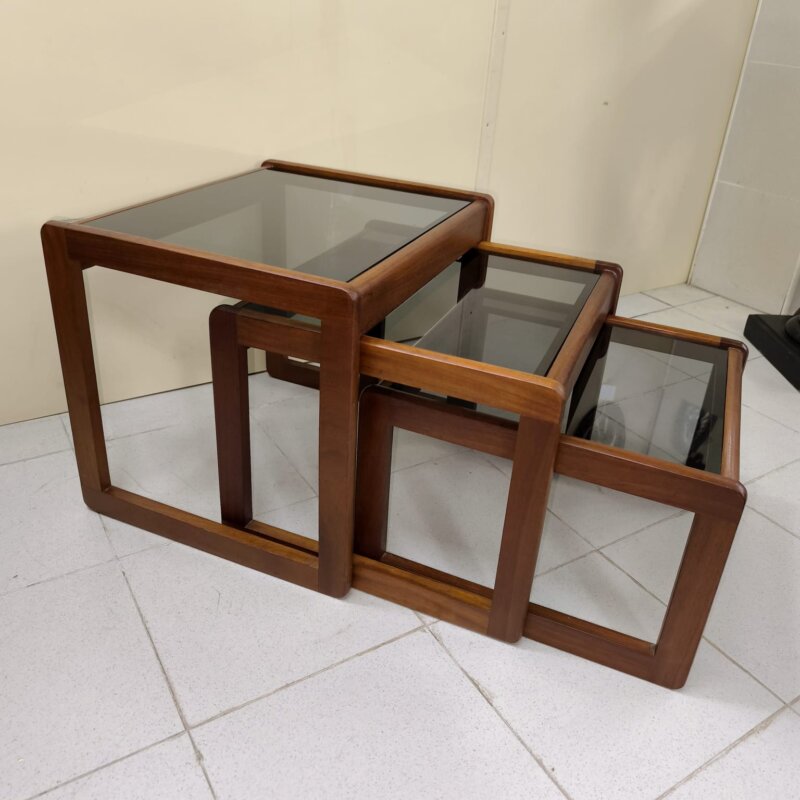 Mesas auxiliares de teca Mid Century