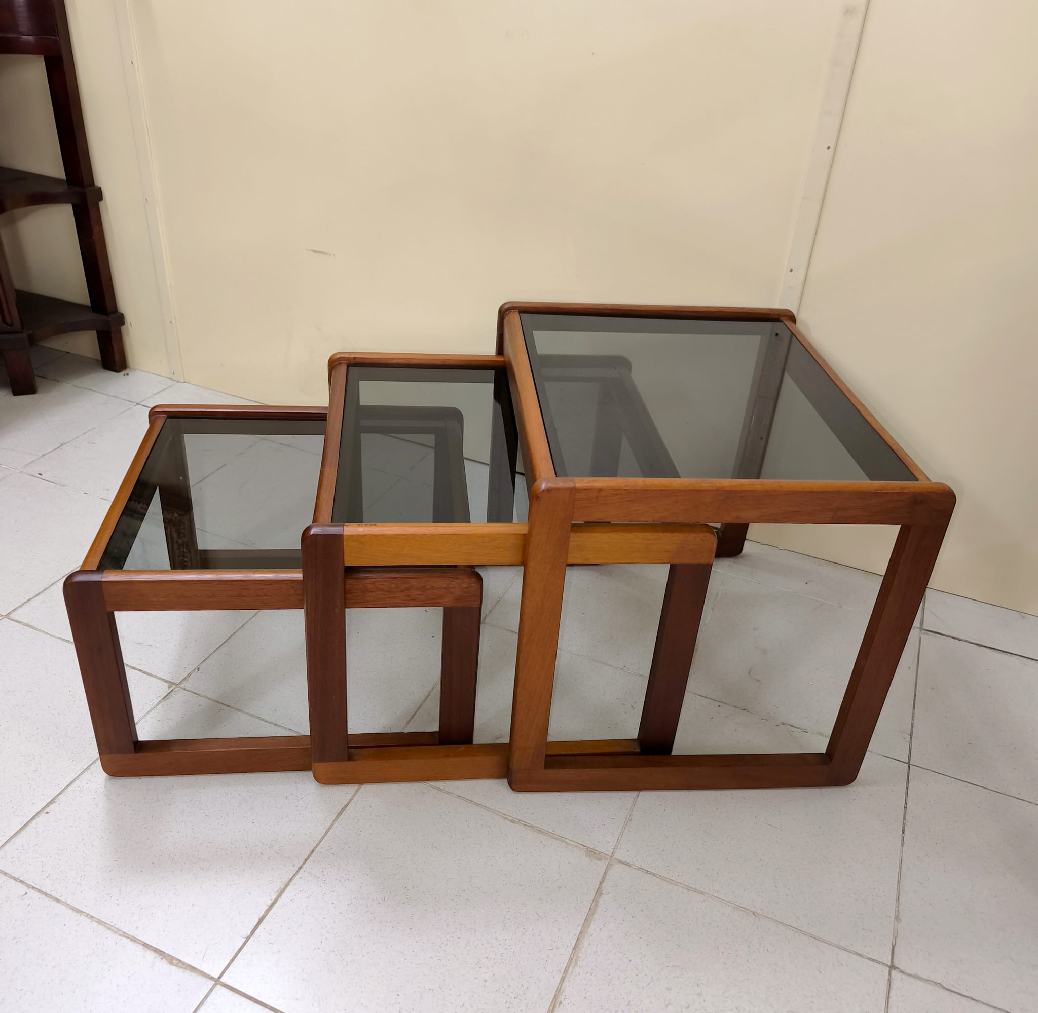 Mesas auxiliares de teca Mid Century - Imagen 7