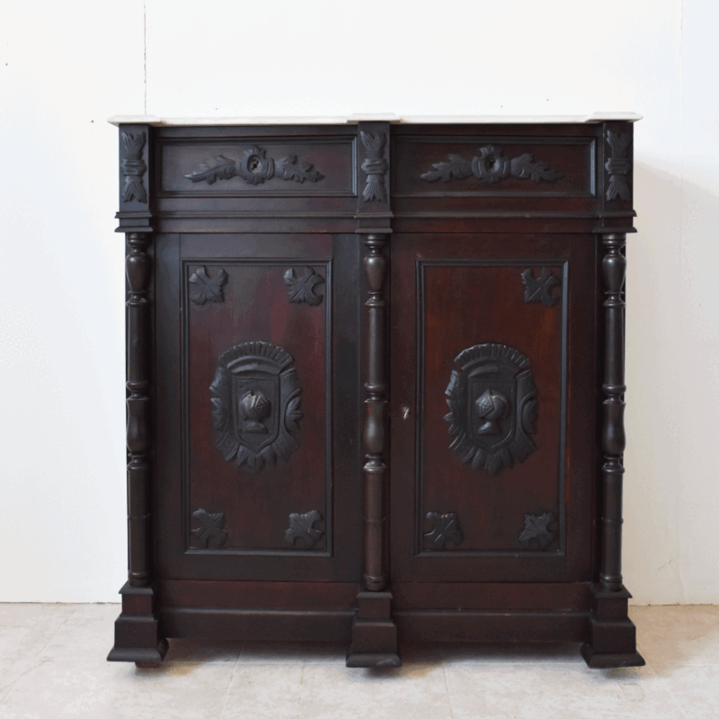 Mueble recibidor entredós antiguo tallado