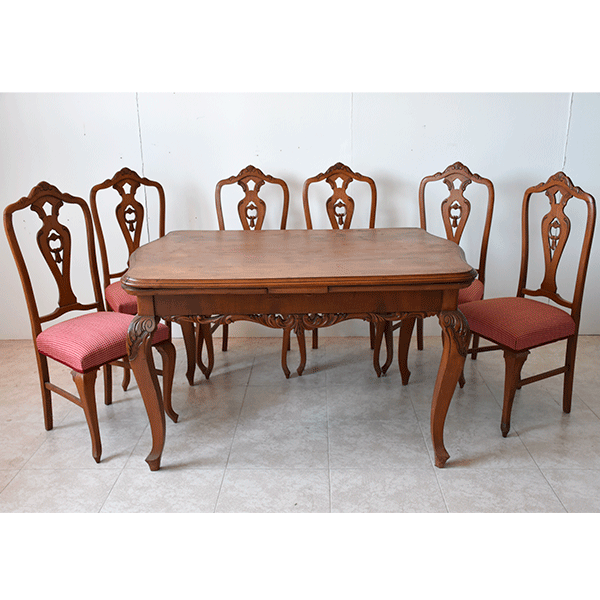 Conjunto comedor Isabelino con mesa extensible