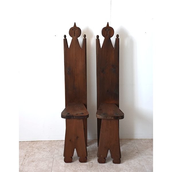 Pareja de sillas estilo Neogótico