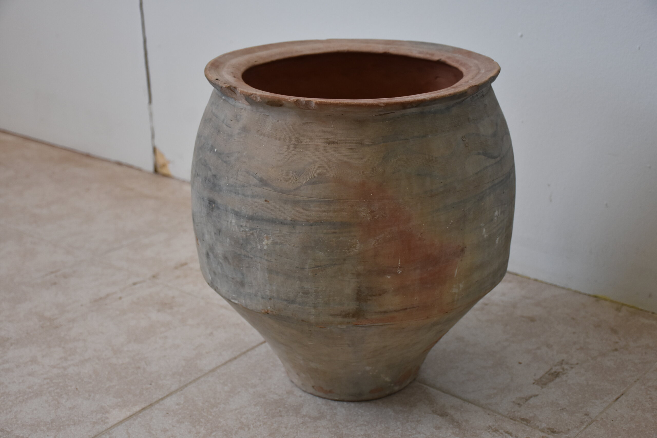 Tinaja antigua de barro cocido - Imagen 2