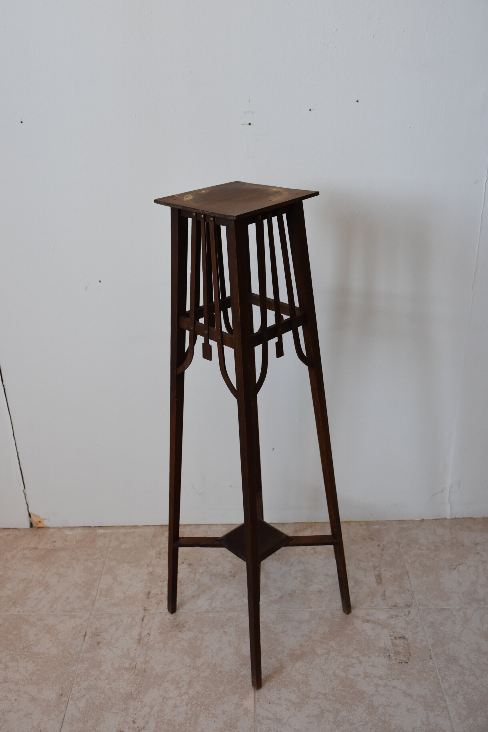 Macetero o pedestal Art Nouveau - Imagen 4