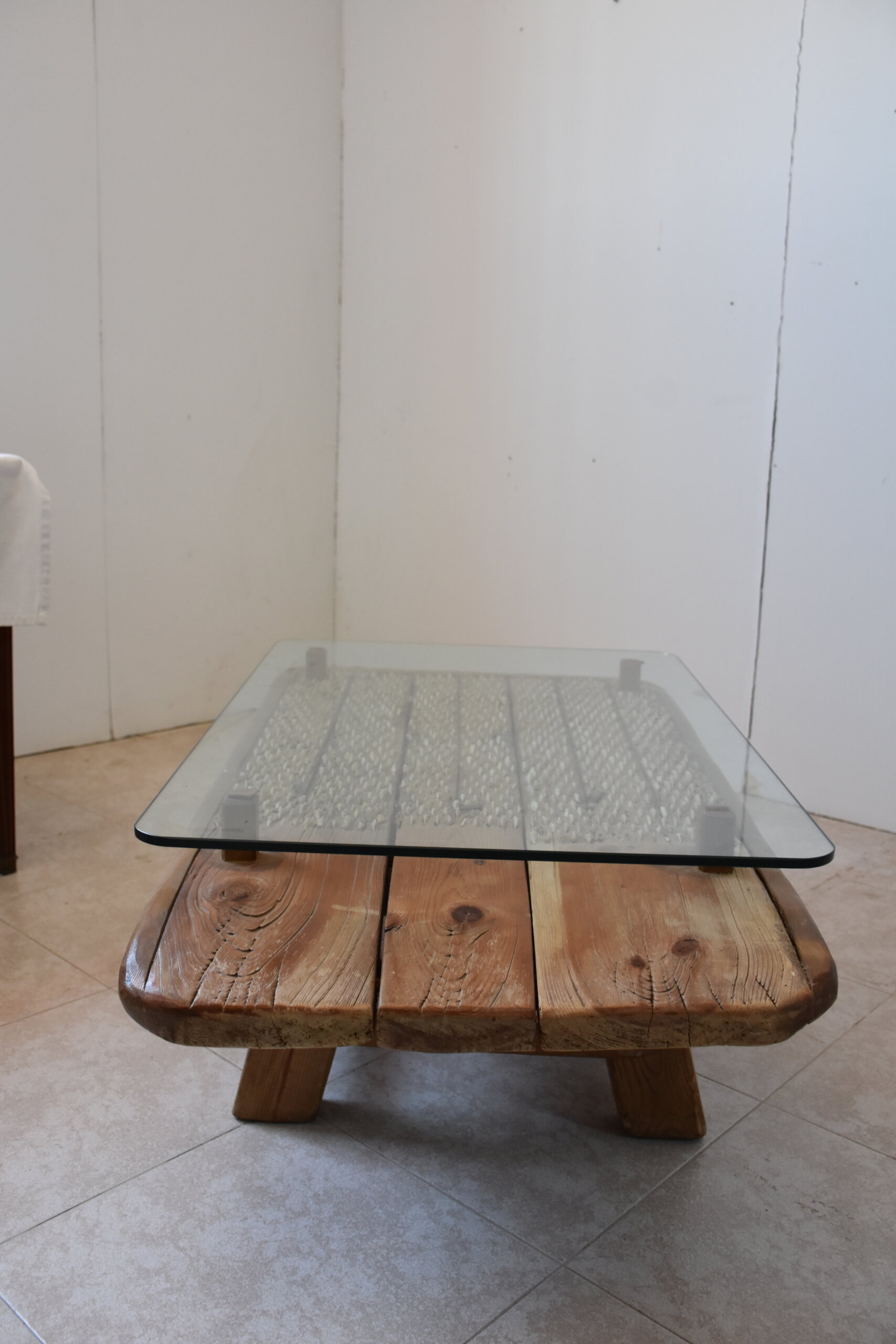 Mesa de centro madera con trilla y cristal - Imagen 3
