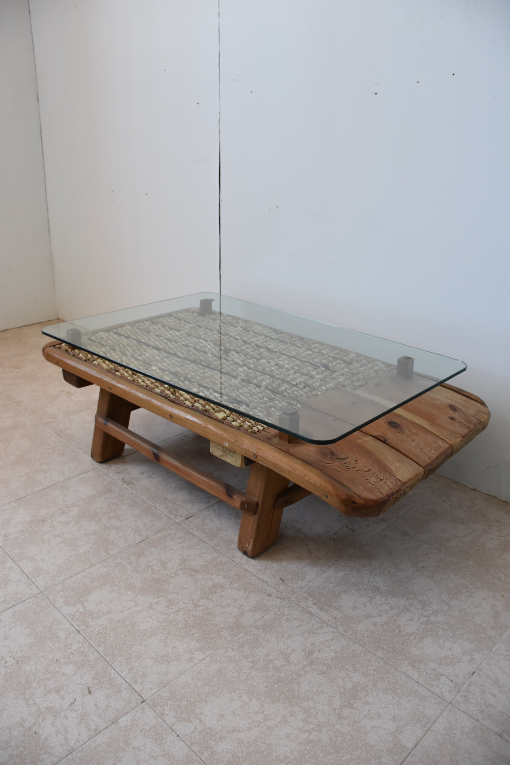Mesa de centro madera con trilla y cristal - Imagen 7