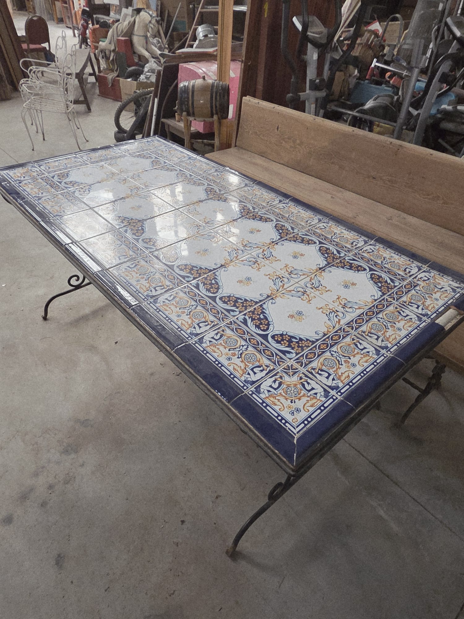 Mesa de hierro y azulejos de cerámica - Imagen 5